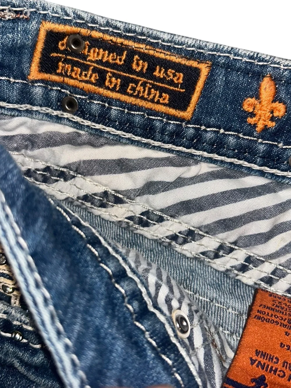 Rock Revival Denim Distressed Women’s Shorts - Blue Jean Denim Size 28